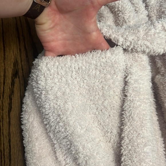 Barefoot Dreams Cozy Chic Robe - Picture 6 of 9